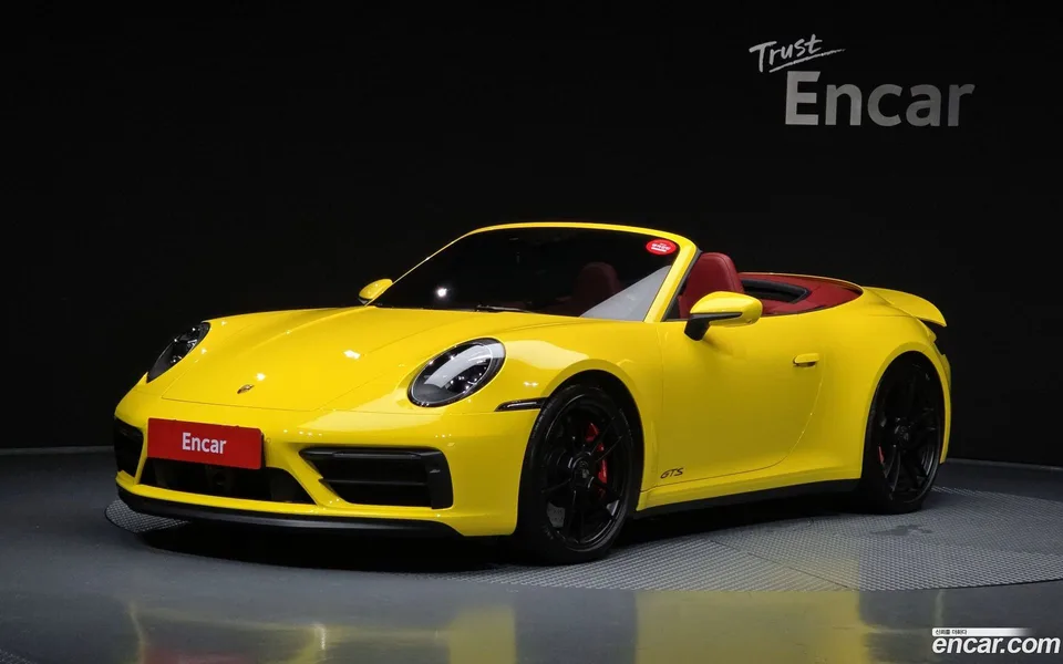 Porsche 911 (992) 4 GTS 2023 — photo 1, buy with delivery to Moscow