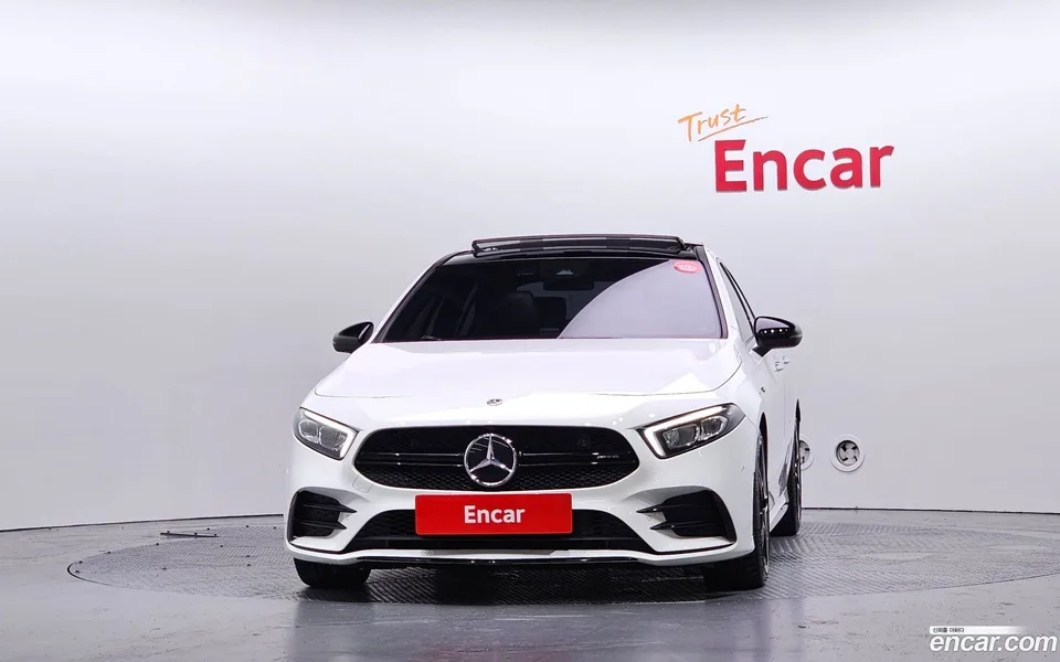 Mercedes-Benz A-Class AMG A35 4MATIC 2022 — thumbnail 3