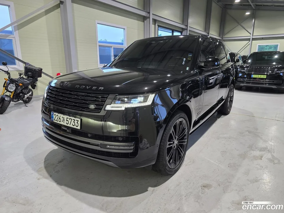 Land Rover Range Rover P530 AB LWB 2024 — photo 1, buy with delivery to Moscow