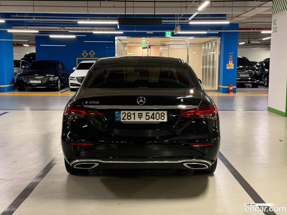 Mercedes-Benz E-Class E250 2022 — thumbnail 4