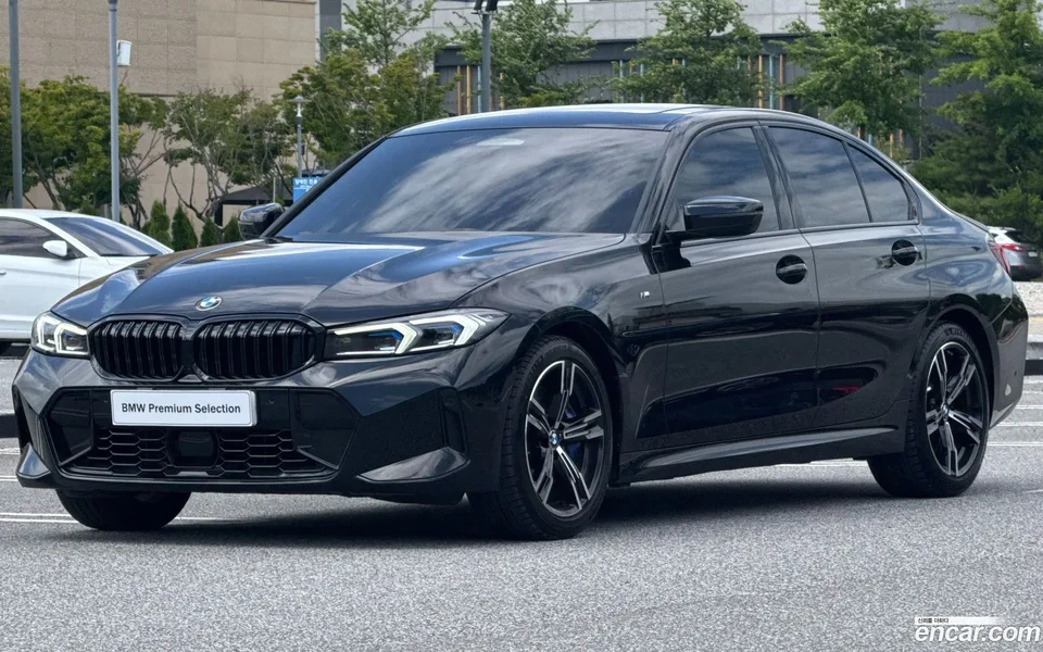 BMW 3 Series 320i M 2024 — photo 1, buy with delivery to Moscow