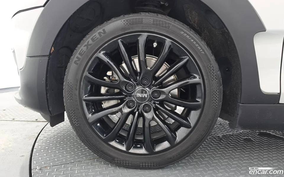 MINI Cooper Clubman 2022 — thumbnail 2