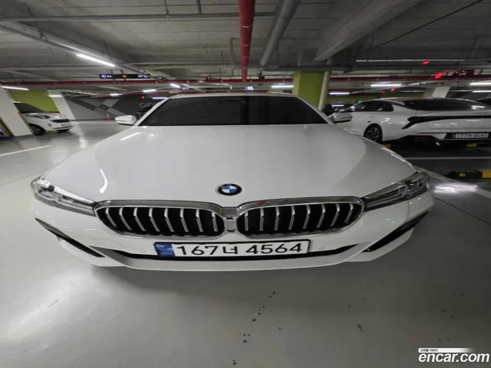 BMW 5 Series 520i M 2022 — photo 1, buy with delivery to Moscow