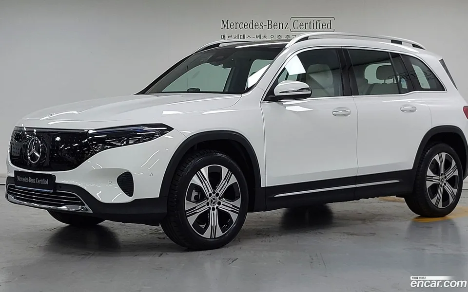 Mercedes-Benz EQB EQB300 4MATIC 2025 — photo 1, buy with delivery to Moscow