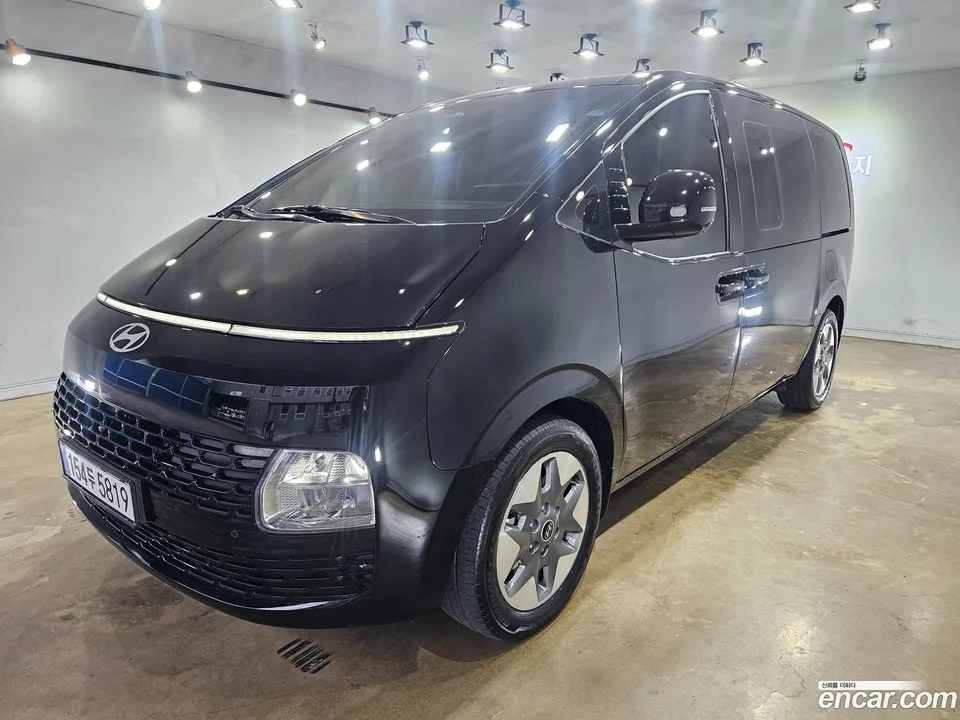 Hyundai Staria 2024