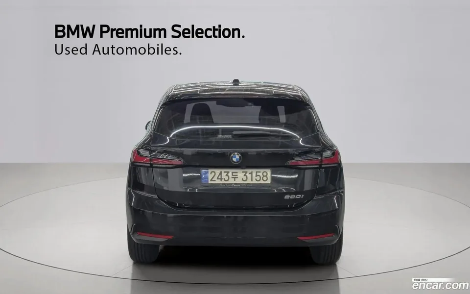 BMW 2 Series Active Tourer 220i 2023 — thumbnail 3