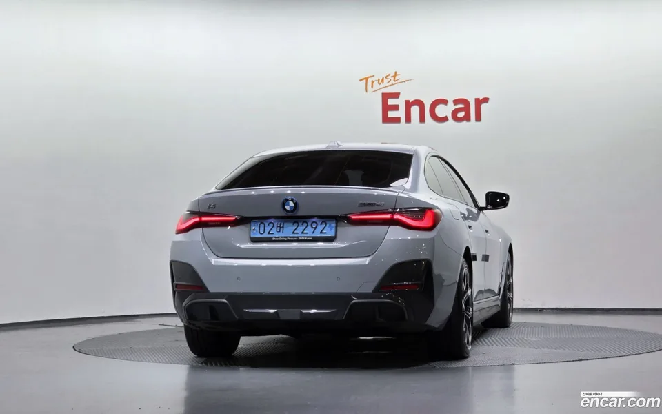 BMW i4 eDrive40 M 2023 — thumbnail 4