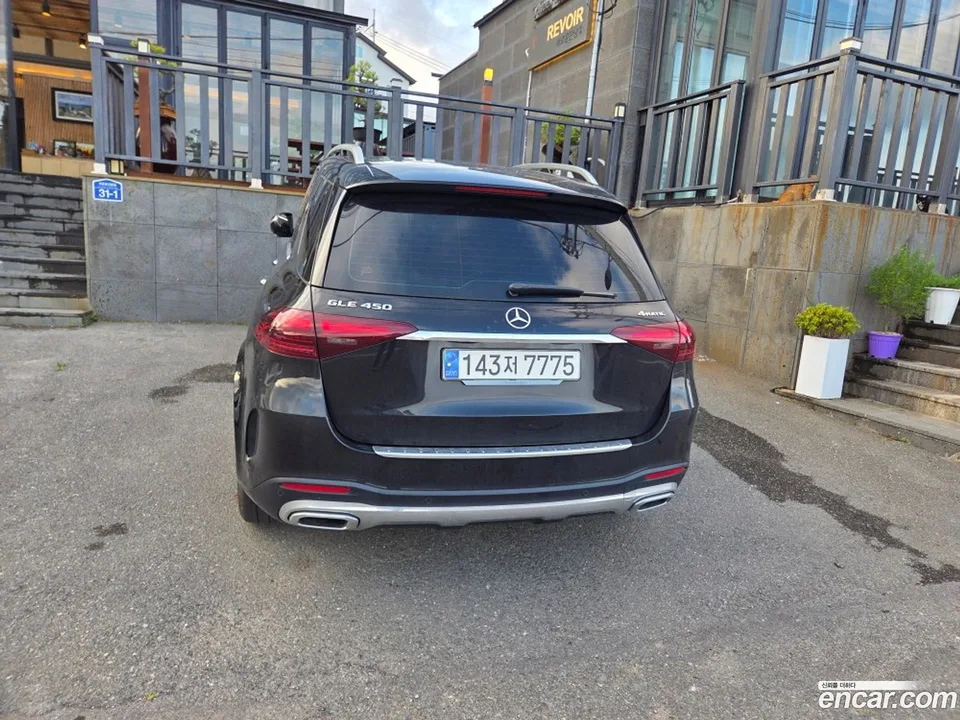 Mercedes-Benz GLE-Class GLE450 4MATIC 2024 — thumbnail 4