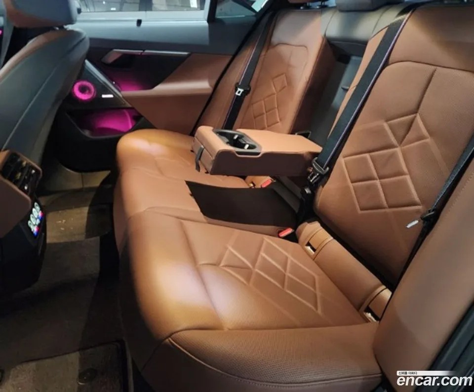 BMW i5 M60 xDrive 2024 — миниатюра 2