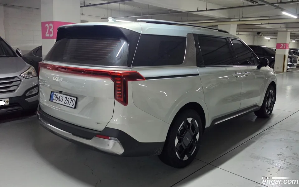 Kia Carnival HEV 9 2026 — thumbnail 4