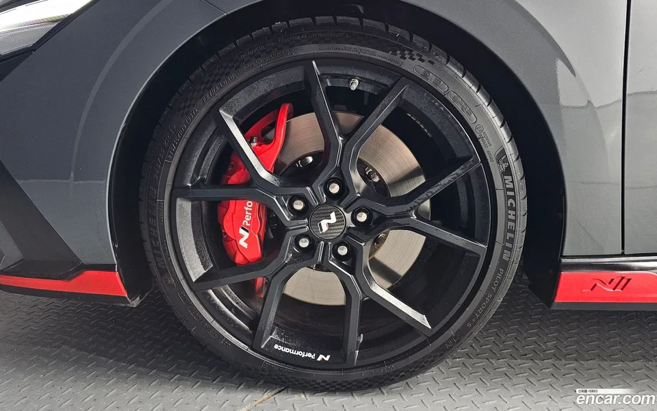 Hyundai Avante CN7 2.0 N 2024 — thumbnail 2