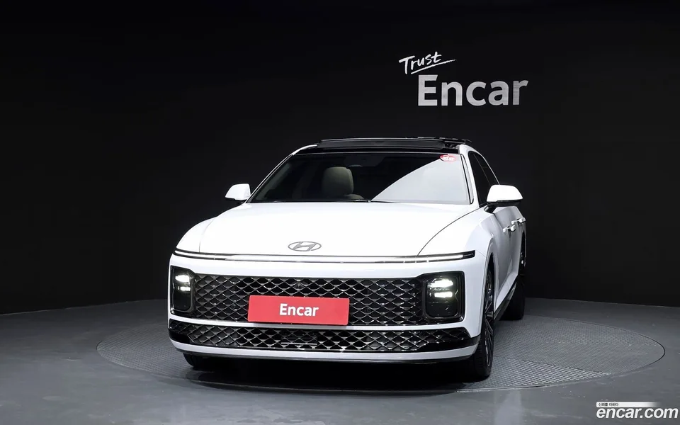 Hyundai Grandeur Hybrid 2023 — миниатюра 3