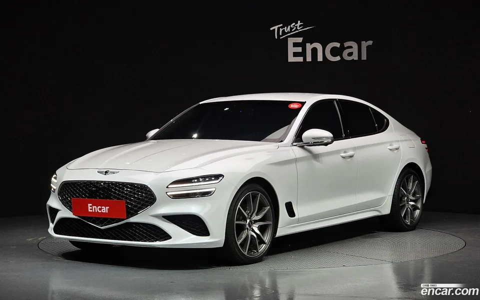 Genesis G70 2.0T 2WD 2022 — photo 1, buy with delivery to Moscow