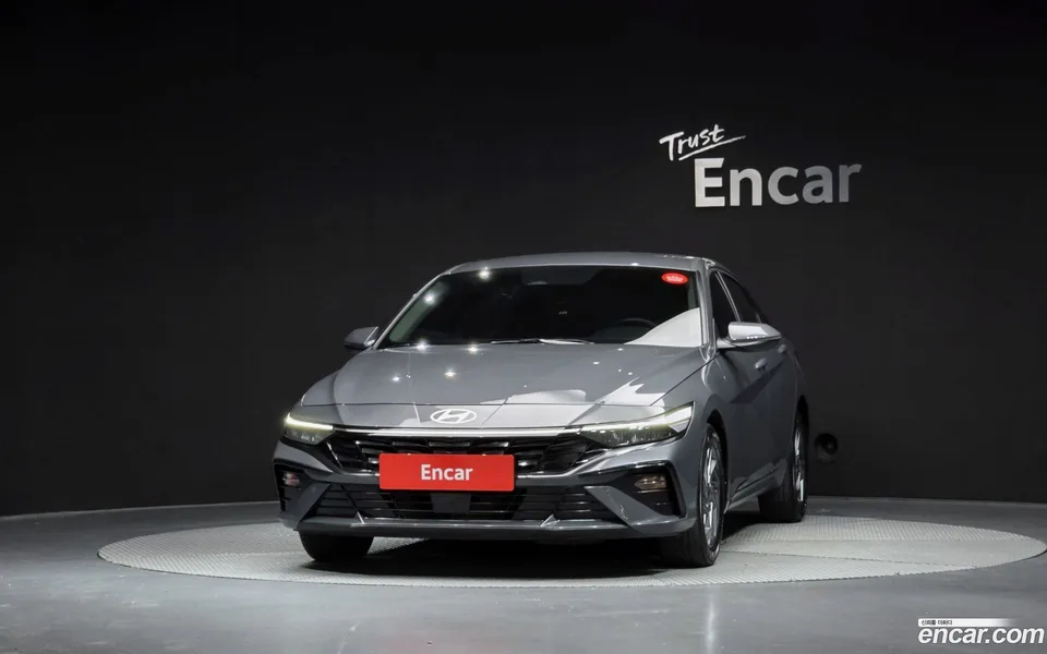 Hyundai Avante CN7 1.6 2025 — thumbnail 3