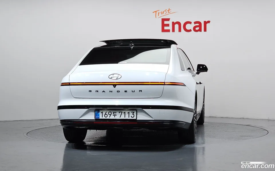 Hyundai Grandeur Hybrid 2025 — thumbnail 4