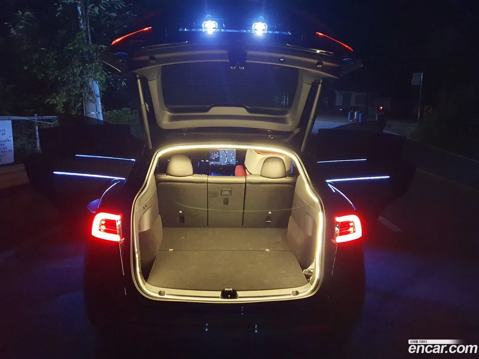 Tesla Model Y AWD 2022 — thumbnail 4