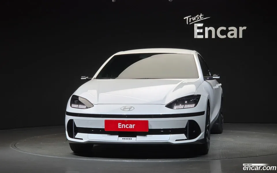 Hyundai Ioniq 6 2022 — thumbnail 3