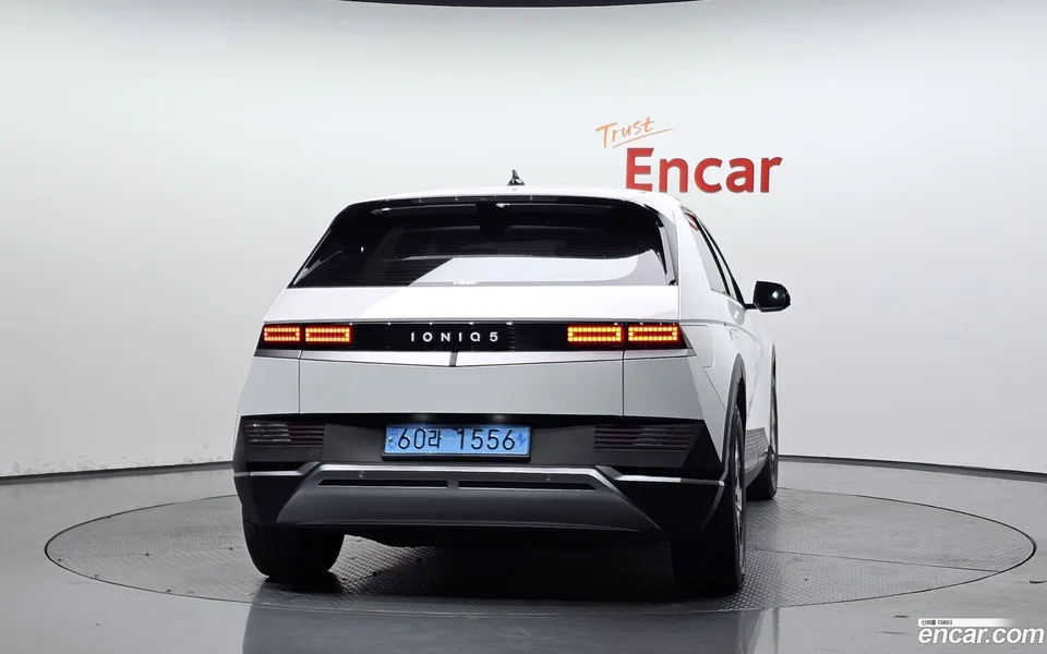 Hyundai Ioniq 5 2024 — thumbnail 4