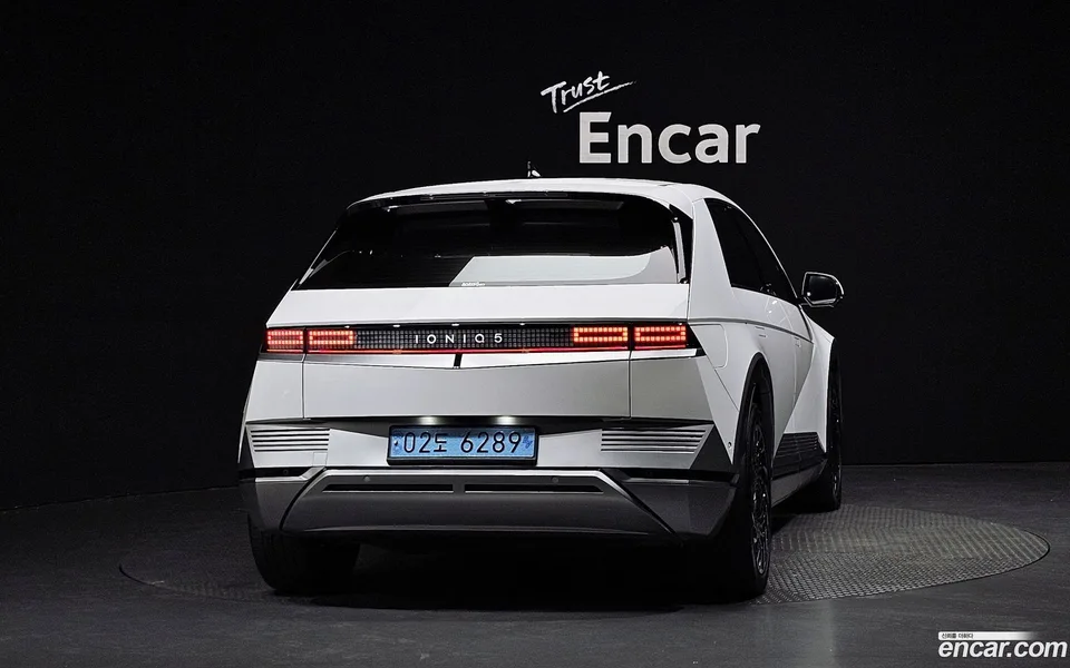 Hyundai Ioniq 5 2024 — thumbnail 4