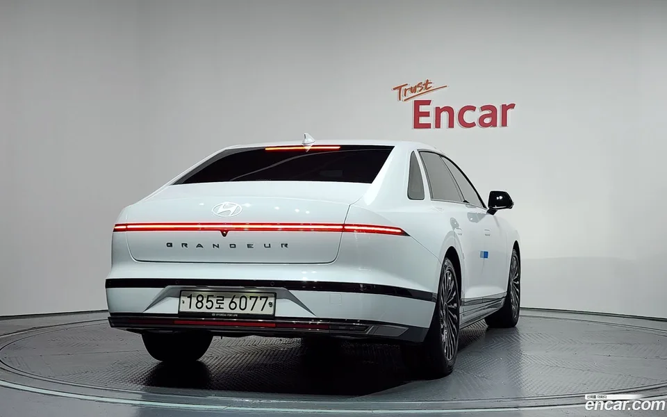 Hyundai Grandeur Hybrid 2024 — thumbnail 4
