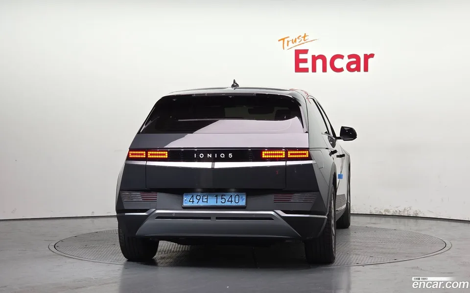 Hyundai Ioniq 5 2024 — thumbnail 4