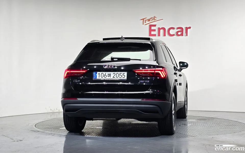 Audi Q3 35 TDI 2023 — thumbnail 4