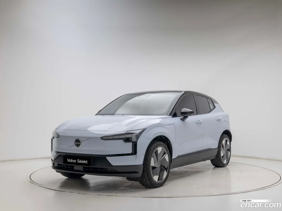 Volvo EX30 2025 — photo 1, buy with delivery to Moscow