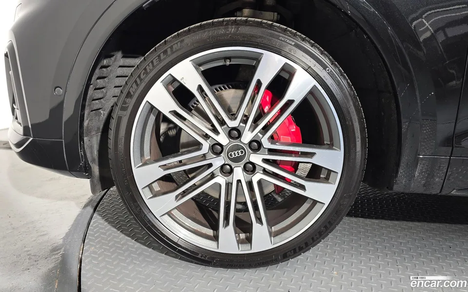 Audi SQ5 3.0 TFSI 2022 — thumbnail 2
