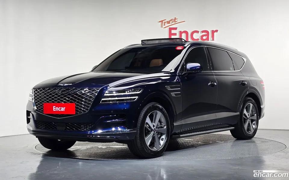 Genesis GV80 2.5T AWD 2023 — photo 1, buy with delivery to Moscow