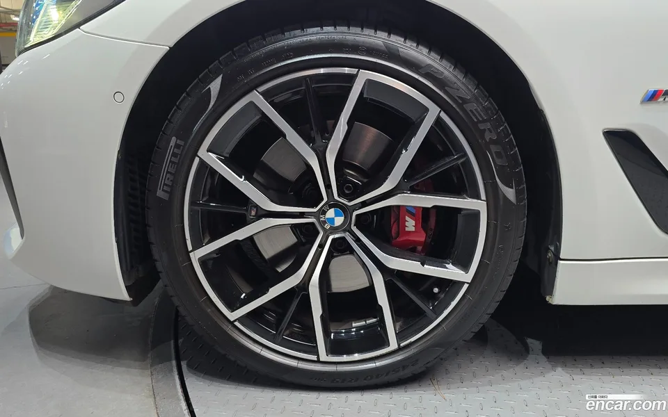 BMW 5 Series 520i M 2022 — thumbnail 5
