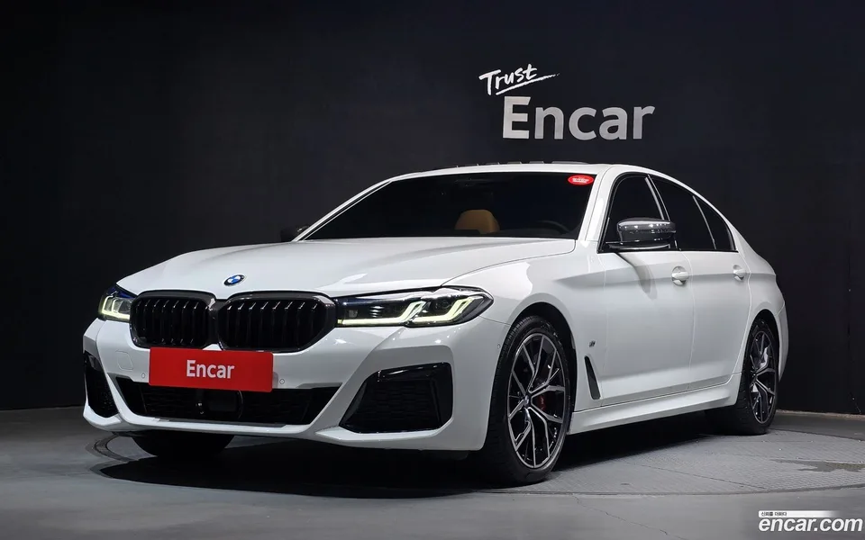 BMW 5 Series 520i M 2022 — photo 1, buy with delivery to Moscow