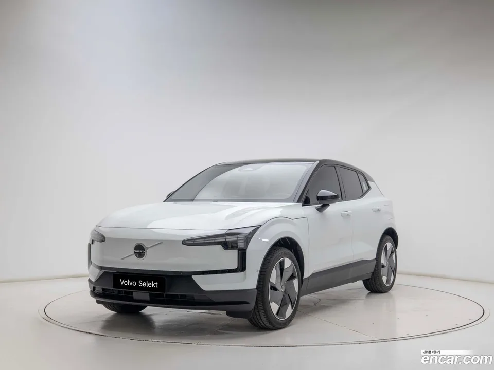 Volvo EX30 2025 — photo 1, buy with delivery to Moscow