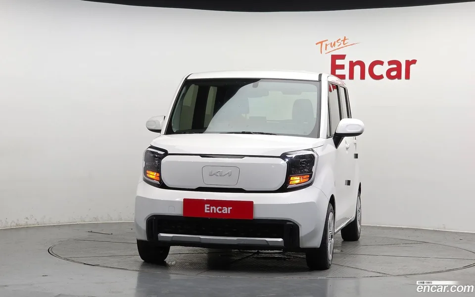 Kia Ray EV 2023 — thumbnail 3