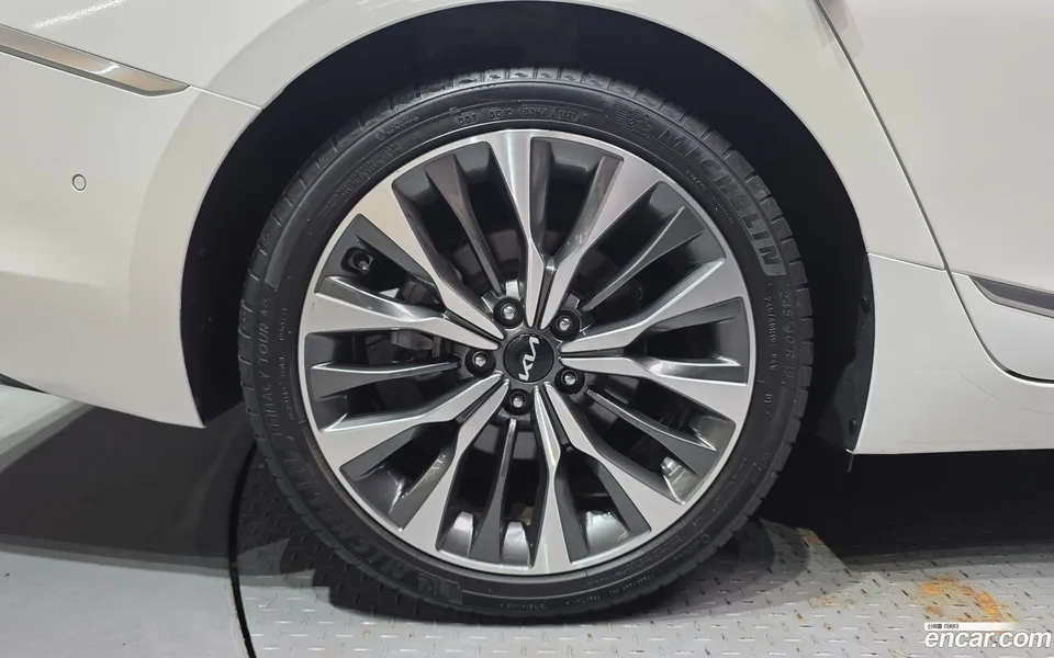 Kia K8 2.5 2WD 2022 — thumbnail 5