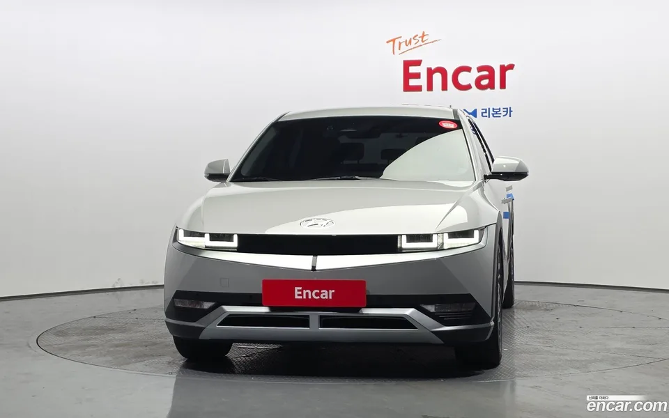 Hyundai Ioniq 5 2023 — thumbnail 3