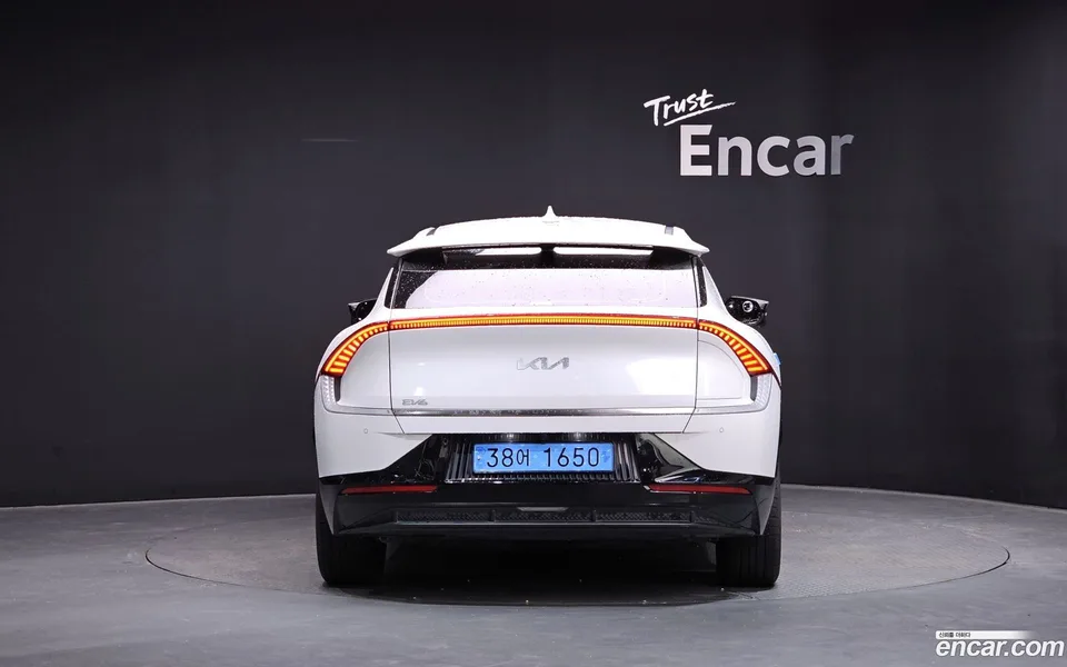 Kia EV6 2024 — thumbnail 4