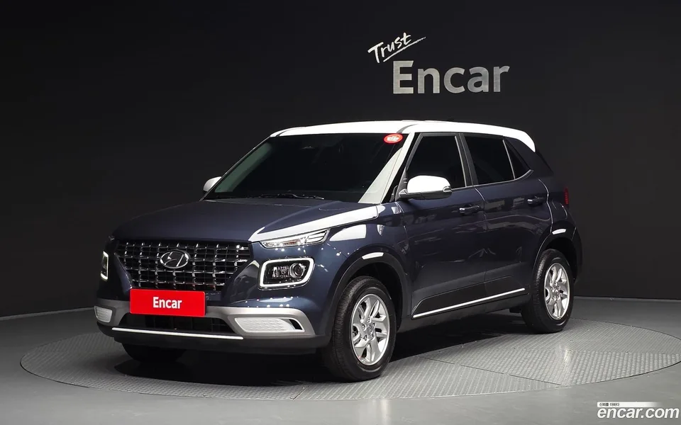 Hyundai Venue 1.6 2025 — photo 1, buy with delivery to Moscow