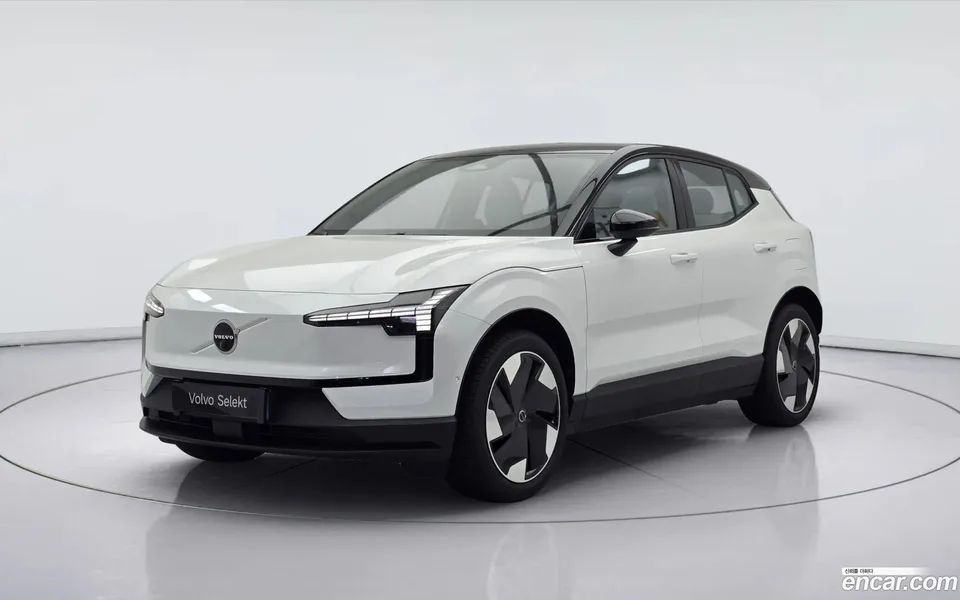 Volvo EX30 2025 — photo 1, buy with delivery to Moscow