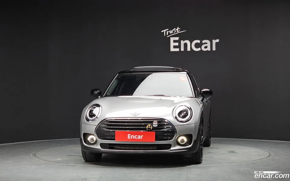 MINI Cooper Clubman 2023 — thumbnail 3