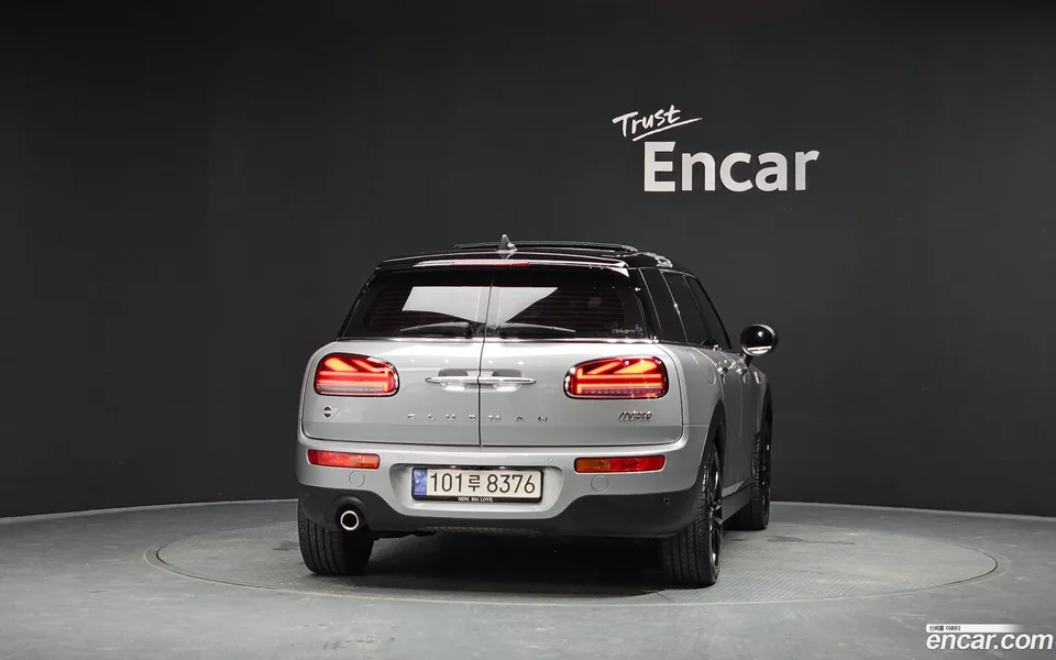MINI Cooper Clubman 2023 — thumbnail 4