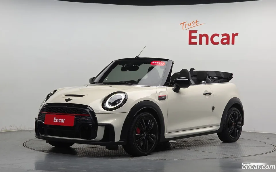 MINI Cooper S Convertible JCW 2022 — photo 1, buy with delivery to Moscow