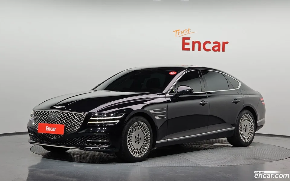 Genesis G80 2.5 AWD 2023 — photo 1, buy with delivery to Moscow