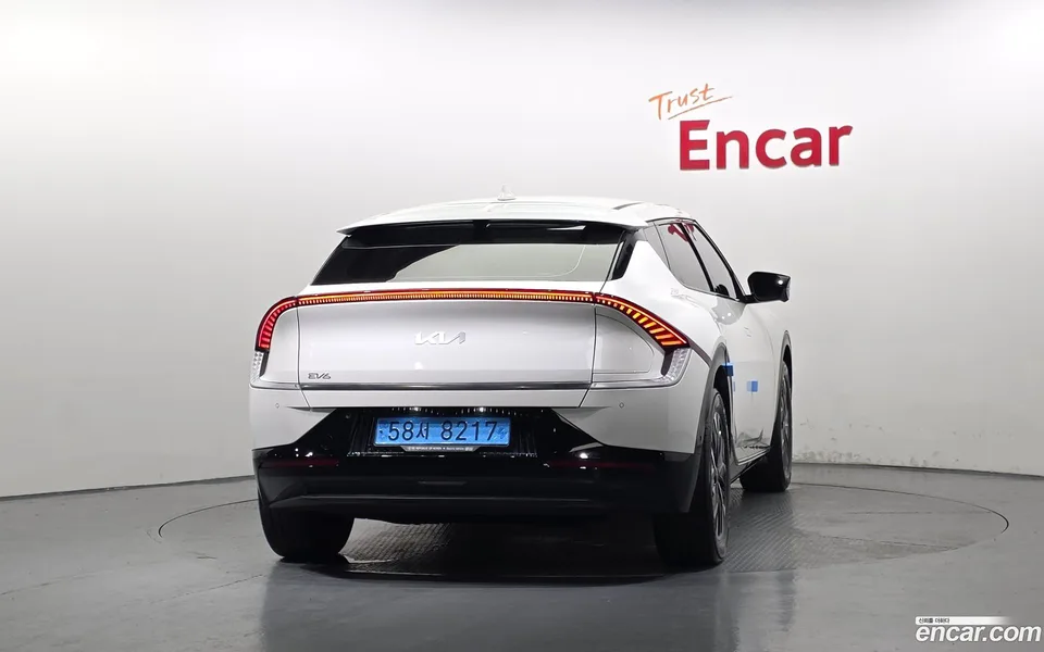 Kia EV6 2024 — thumbnail 4