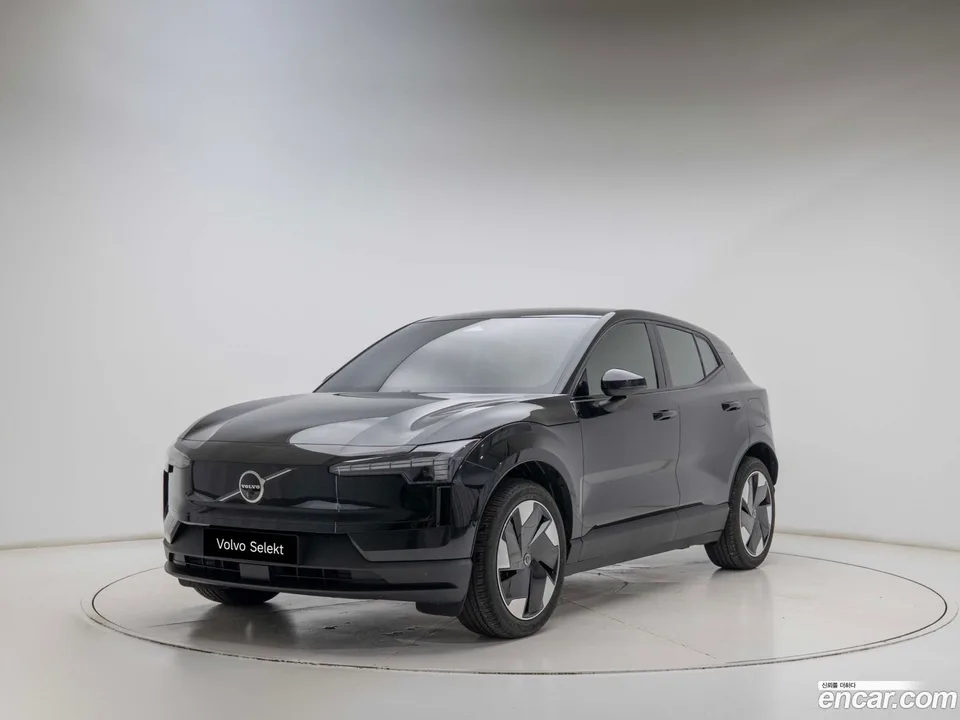 Volvo EX30 2025 — photo 1, buy with delivery to Moscow