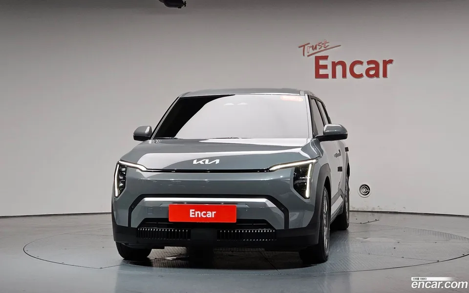Kia EV3 2WD 2025 — thumbnail 3