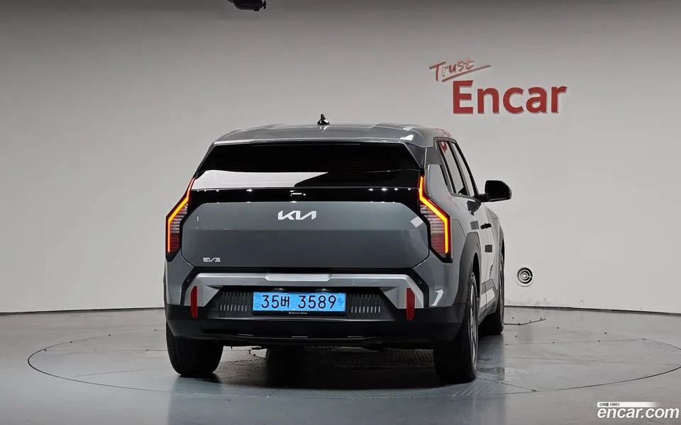 Kia EV3 2WD 2025 — thumbnail 4