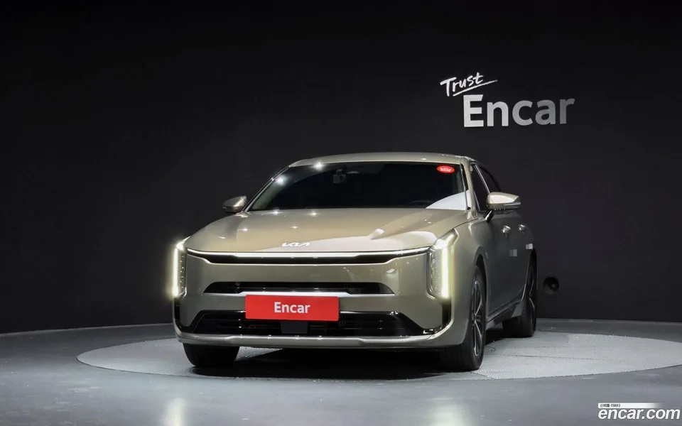 Kia K8 Hybrid 2024 — thumbnail 3