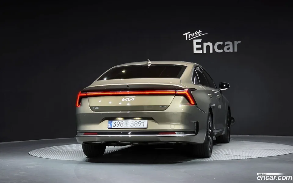 Kia K8 Hybrid 2024 — thumbnail 4