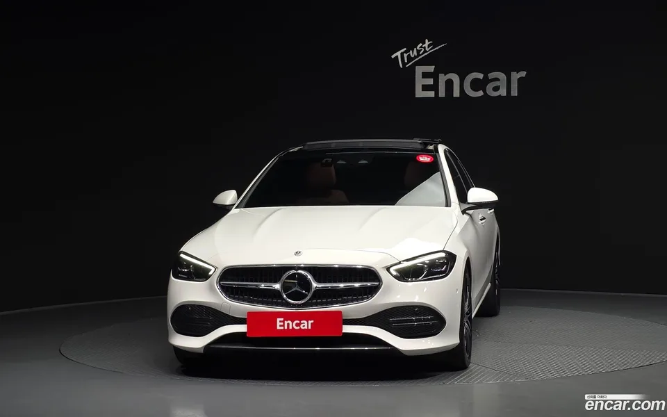 Mercedes-Benz C-Class C300 4MATIC 2024 — thumbnail 3