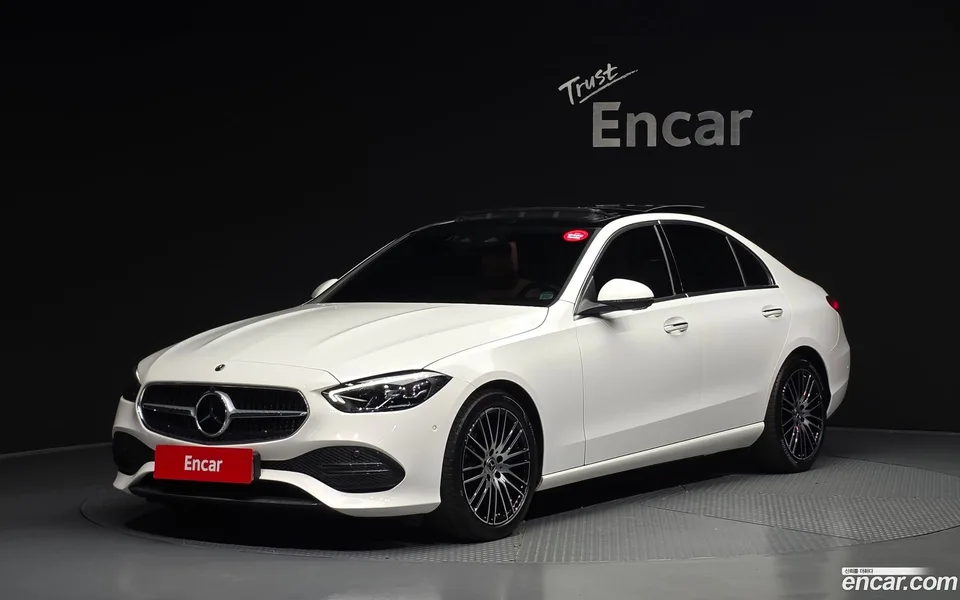 Mercedes-Benz C-Class C300 4MATIC 2024 — photo 1, buy with delivery to Moscow